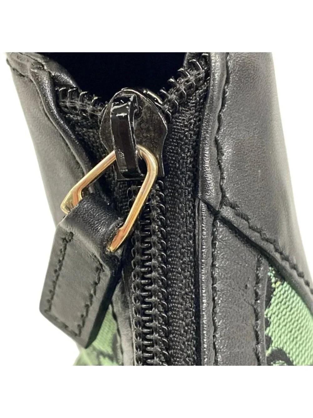 ★SOLD★ Gucci Shoulder Bag GG Pattern Green Black Leather - Picture 11 of 15